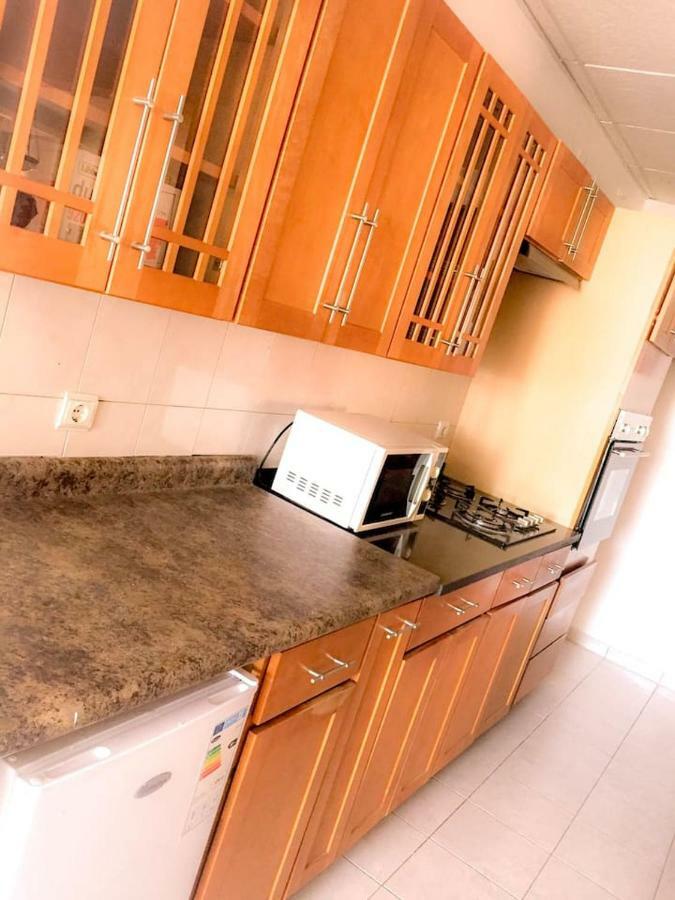 Fully Equipped 3-Bedroom Apt In Downtown Praia Exterior photo